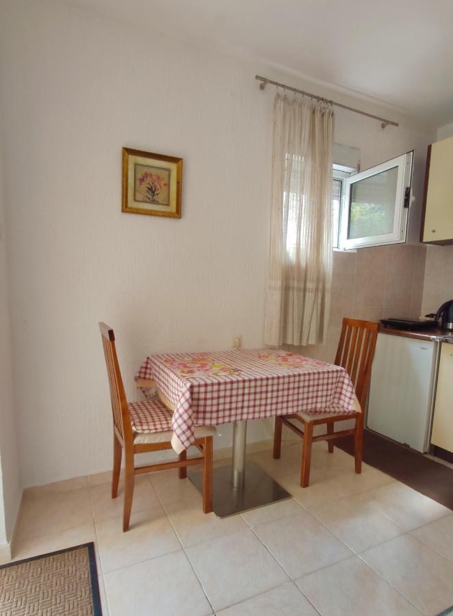בודווה Apartments Ruza מראה חיצוני תמונה