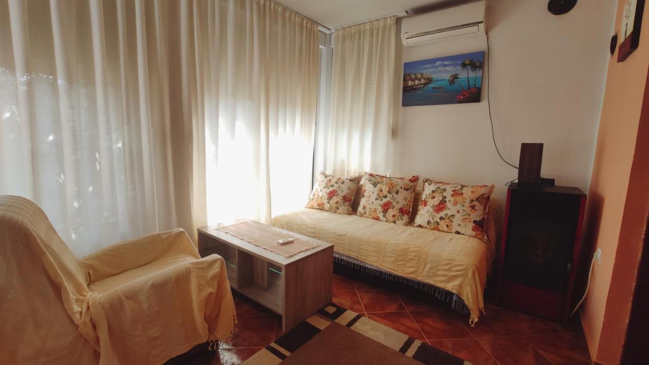 בודווה Apartments Ruza מראה חיצוני תמונה