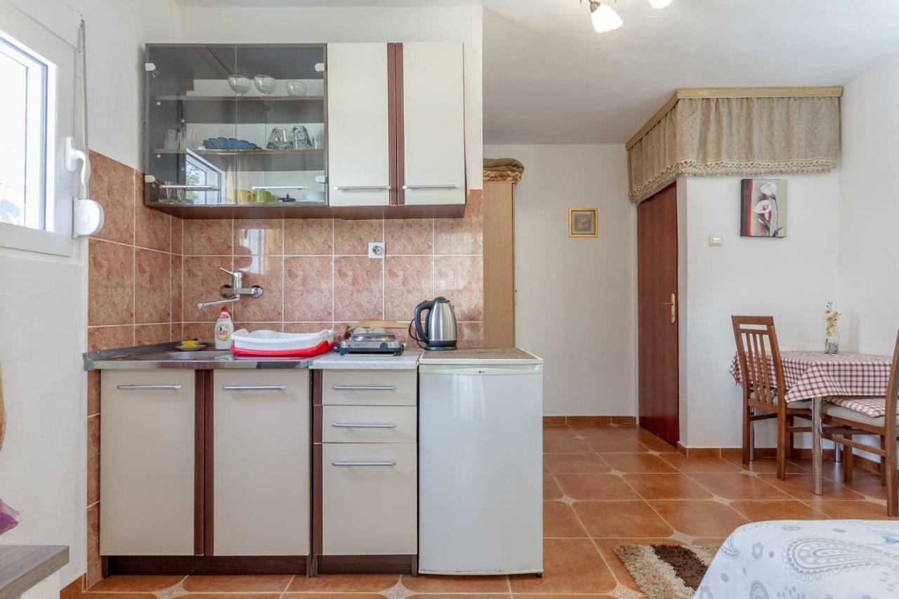 בודווה Apartments Ruza מראה חיצוני תמונה