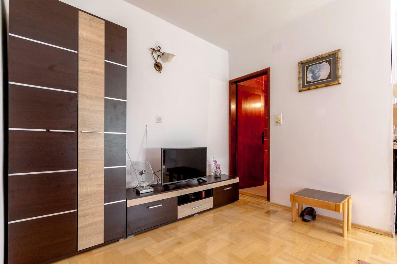 בודווה Apartments Ruza מראה חיצוני תמונה